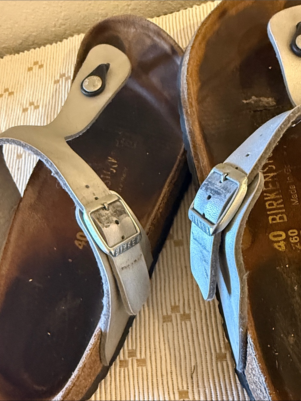 Birkenstock Gizeh Metallic Silver Thong Sandals Womens 9 EU 40 Comfort Shoes - Picture 9 of 16